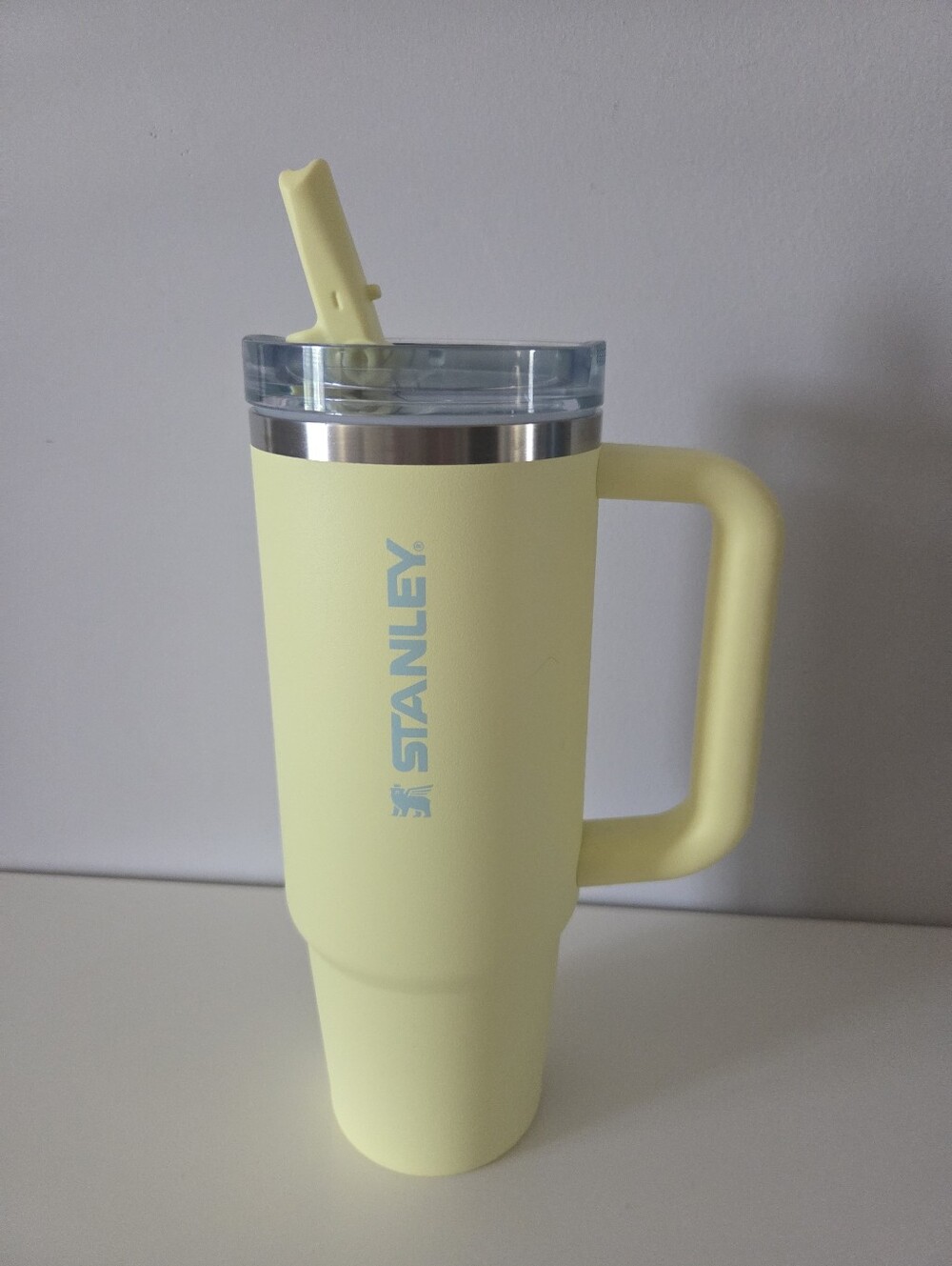 Stanley 30oz Sipper